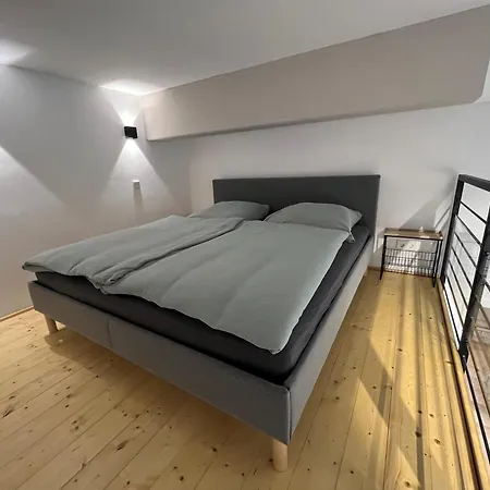 Loft La
